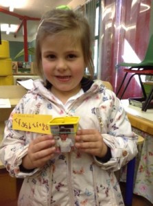Ava has planted her cress and labelled her pot with her nam and the wor 'cress head'. Super cursive writing Ava.
